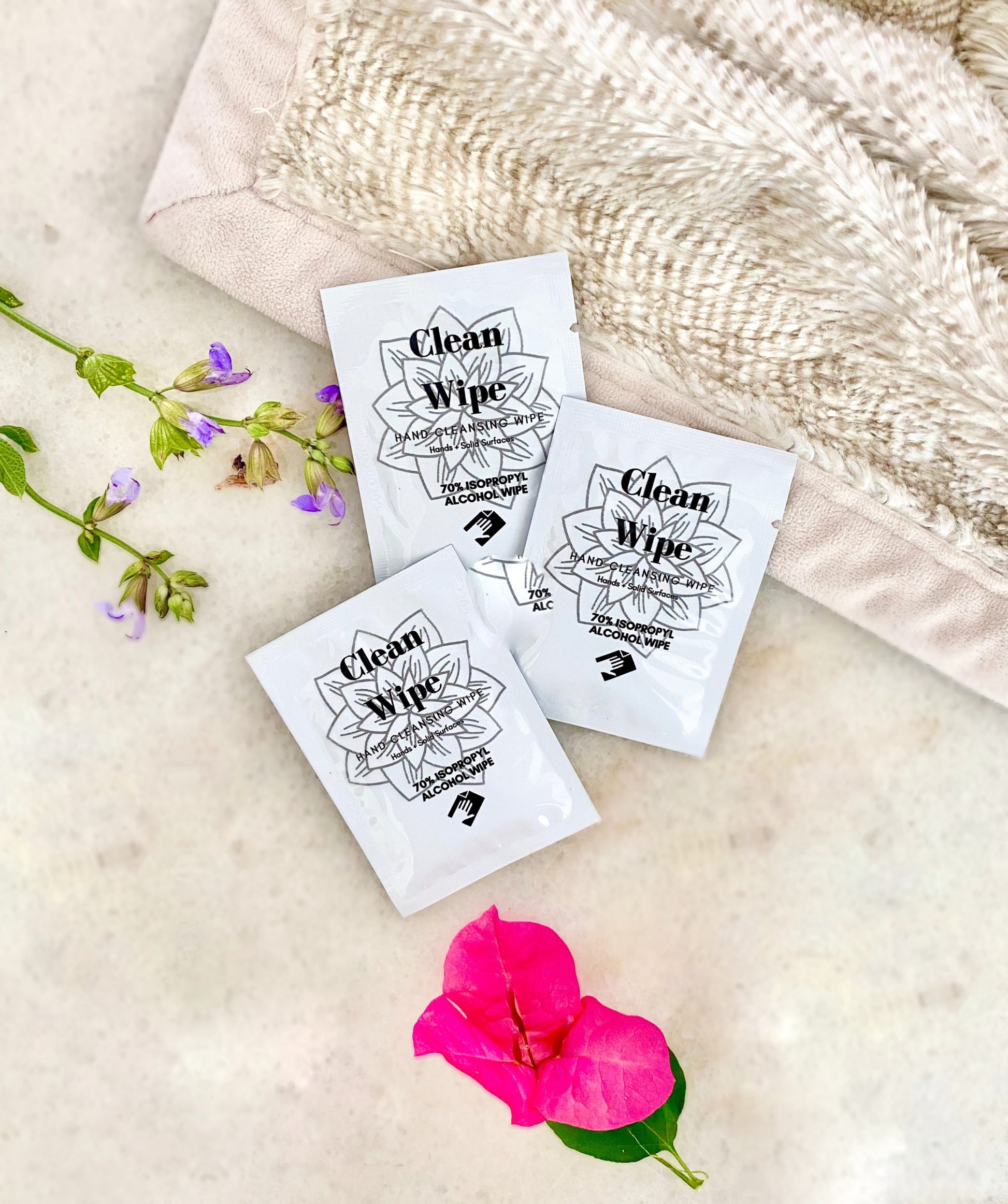 Hand & Nail Cleansing Wipes